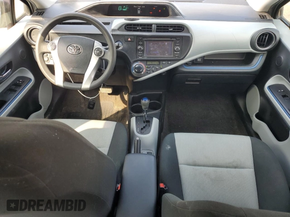 2012 Toyota Prius One z VIN JTDKDTB38C1504459, wystawiony jako Copart lot #59395085 z przebiegiem 108 871 mil mil oraz Szkoda całkowita • Salvage title. Historia ofert i sprzedaży dostępna na DreamBid. Obrazek 8.