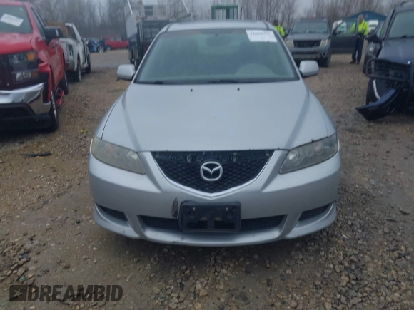 2004 Mazda Mazda6 s with VIN 1YVHP80D245N72738, listed as a IAAI auction lot 42098775 with 189,868 mi miles. Bid and sale history available at carsss.com. Image 6.