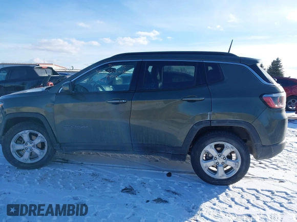 2018 Jeep Compass Latitude with VIN 3C4NJDBB6JT366543, listed as a IAAI auction lot 41553049 with 123,251 mi miles. Bid and sale history available at carsss.com. Image 14.