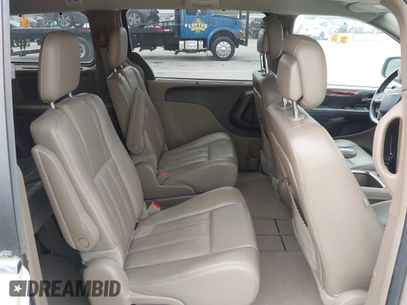 2012 Chrysler Town & Country Touring-L with VIN 2C4RC1CG3CR368471, listed as a IAAI auction lot 42045154 with 212,696 mi miles. Bid and sale history available at carsss.com. Image 8.