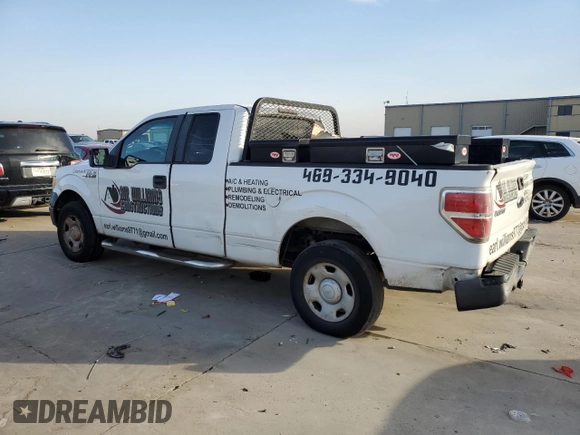 2009 Ford F-150 STX with VIN 1FTRX14W49KB53098, listed as a Copart auction lot 45272615 with 300,694 mi miles and Clean Title. Bid and sale history available at carsss.com. Image 2.