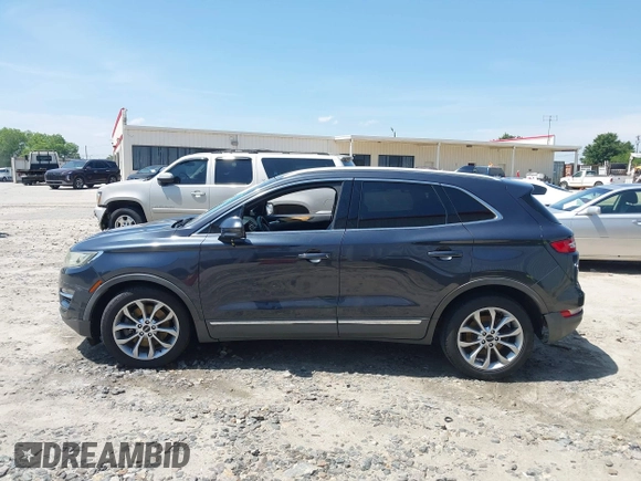 2015 Lincoln MKC z VIN 5LMCJ1A95FUJ18259, wystawiony jako IAAI lot #42294839 z przebiegiem 188 224 mil mil oraz . Historia ofert i sprzedaży dostępna na DreamBid. Obrazek 15.