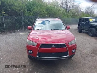 2011 Mitsubishi Outlander SE with VIN JA4AS3AW8BU008159, listed as a IAAI auction lot 42059678 with 106,690 mi miles and . Bid and sale history available at DreamBid. Image 6.