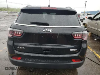 2023 Jeep Compass Latitude z VIN 3C4NJDBN4PT548048, wystawiony jako Copart lot #55705185 z przebiegiem 60 346 mil mil oraz Nie do naprawy • Non repairable. Historia ofert i sprzedaży dostępna na DreamBid. Obrazek 6.