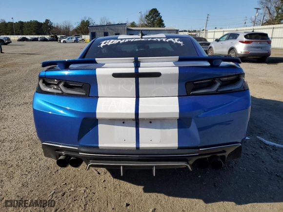 2018 Chevrolet Camaro 1LT with VIN 1G1FB1RS9J0168700, listed as a Copart auction lot 43995525 with 80,711 mi miles and Salvage Title. Bid and sale history available at carsss.com. Image 6.