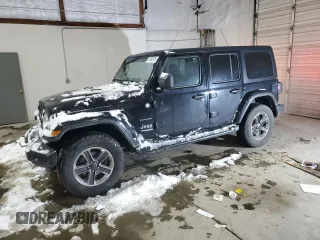 2020 Jeep Wrangler Unlimited Sahara with VIN 1C4HJXEN9LW214550, listed as a Copart auction lot 87586125 with 88,976 mi miles and Salvage Title. Bid and sale history available at carsss.com. Image 1.