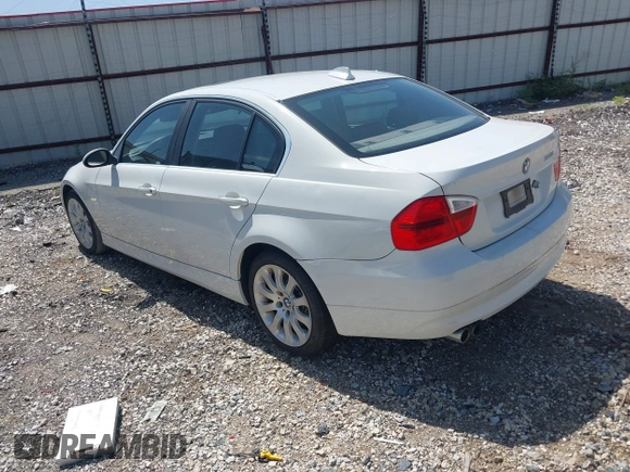 2006 BMW 3 Series 330i with VIN WBAVB335X6KR76676, listed as a IAAI auction lot 42718168 with 161,839 mi miles and . Bid and sale history available at DreamBid. Image 3.