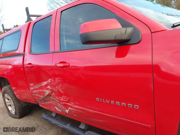2018 Chevrolet Silverado 1500 LT with VIN 1GCVKREC3JZ170745, listed as a IAAI auction lot 41590416 with 124,577 mi miles. Bid and sale history available at carsss.com. Image 13.