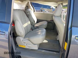 2014 Toyota Sienna XLE with VIN 5TDYK3DCXES524294, listed as a IAAI auction lot 42546467 with 122,257 mi miles and . Bid and sale history available at DreamBid. Image 8.