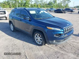 2018 Jeep Cherokee Latitude Tech Connect z VIN 1C4PJLCB1JD534225, wystawiony jako IAAI lot #42758503 z przebiegiem 163 599 mil mil oraz . Historia ofert i sprzedaży dostępna na DreamBid. Obrazek 1.