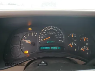 2004 Chevrolet Suburban Z71 with VIN 3GNFK16Z04G300615, listed as a Copart auction lot 47085264 with 278,752 mi miles and Salvage Title. Bid and sale history available at carsss.com. Image 9.