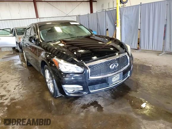 2017 Infiniti Q70 with VIN JN1BY1AR4HM770553, listed as a Copart auction lot 50878195 with 136,455 mi miles and Salvage Title. Bid and sale history available at carsss.com. Image 14.