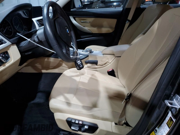 2018 BMW 3 Series 320i xDrive with VIN WBA8E5G52JNU46686, listed as a Copart auction lot 81999984 with 121,394 mi miles and Salvage Title. Bid and sale history available at carsss.com. Image 7.
