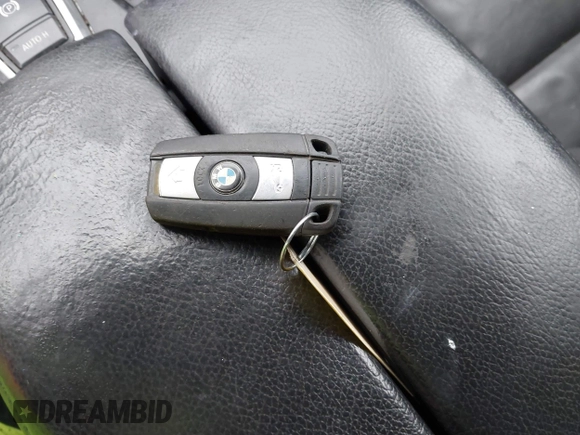 2013 BMW X5 xDrive35i z VIN 5UXZV4C58DL993516, wystawiony jako IAAI lot #42192619 z przebiegiem 153 840 mil mil oraz . Historia ofert i sprzedaży dostępna na DreamBid. Obrazek 11.