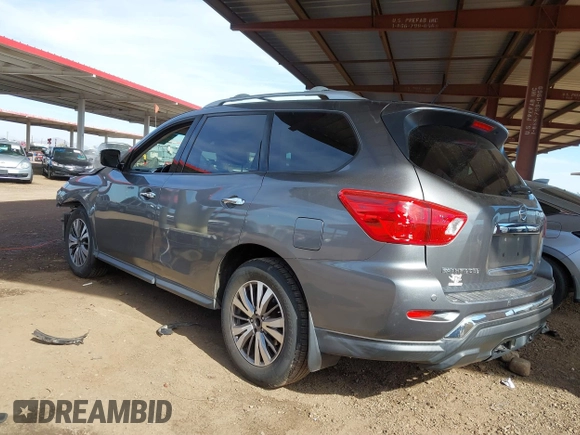 2017 Nissan Pathfinder S with VIN 5N1DR2MN5HC606019, listed as a IAAI auction lot 41637779 with 133,128 mi miles and . Bid and sale history available at DreamBid. Image 3.