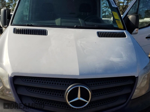 2016 Mercedes-Benz Sprinter Cargo with VIN WD3PE7DD8GP279862, listed as a Copart auction lot 45081325 with 220,116 mi miles and Clean Title. Bid and sale history available at carsss.com. Image 13.