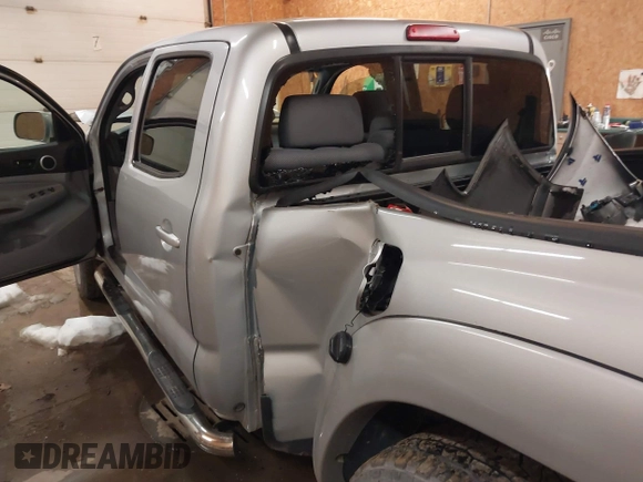2007 Toyota Tacoma z VIN 5TEMU52N37Z457343, wystawiony jako IAAI lot #41109212 z przebiegiem 149 816 mil mil oraz . Historia ofert i sprzedaży dostępna na DreamBid. Obrazek 6.