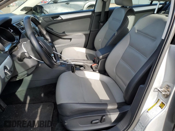2015 Volkswagen Jetta Sedan Hybrid SEL Premium with VIN 3VW637AJ7FM310554, listed as a Copart auction lot 79337953 with 115,248 mi miles. Bid and sale history available at carsss.com. Image 7.