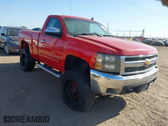 2013 Chevrolet Silverado 1500 LT with VIN 1GCNKSE09DZ136343, listed as a IAAI auction lot 41687873 with 126,594 mi miles and . Bid and sale history available at DreamBid. Image 1.