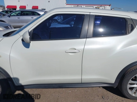 2012 Nissan Juke SL with VIN JN8AF5MR6CT115265, listed as a IAAI auction lot 41467727 with 192,924 mi miles. Bid and sale history available at carsss.com. Image 14.