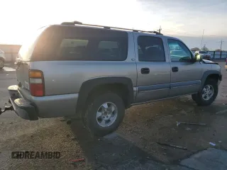 2002 Chevrolet Suburban Z71 with VIN 3GNFK16ZX2G218257, listed as a Copart auction lot 85267134 with 207,056 mi miles and Salvage Title. Bid and sale history available at carsss.com. Image 3.
