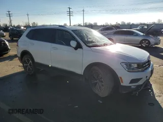 2018 Volkswagen Tiguan SEL z VIN 3VV2B7AX0JM017033, wystawiony jako Copart lot #85799204 z przebiegiem 64 075 mil mil oraz Szkoda całkowita • Salvage title. Historia ofert i sprzedaży dostępna na DreamBid. Obrazek 4.