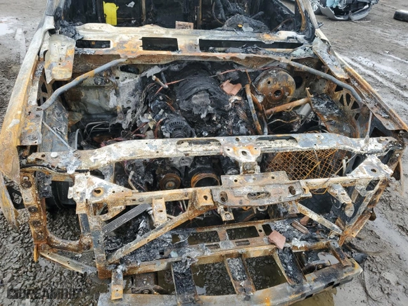 2015 Chevrolet Suburban LS with VIN 1GNSCHKC6FR683906, listed as a Copart auction lot 45128465 with 0 mi miles and Non Repairable. Bid and sale history available at carsss.com. Image 13.
