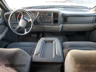 2002 Chevrolet Suburban Z71 with VIN 3GNFK16ZX2G218257, listed as a Copart auction lot 85267134 with 207,056 mi miles and Salvage Title. Bid and sale history available at carsss.com. Image 8.
