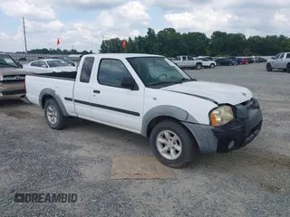 2002 Nissan Frontier XE z VIN 1N6DD26S42C336520, wystawiony jako IAAI lot #42787389 z przebiegiem 363 219 mil mil oraz . Historia ofert i sprzedaży dostępna na DreamBid. Obrazek 1.