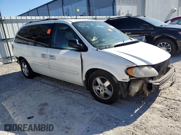 1998 Dodge Caravan SE with VIN 2B4GP4539WR648145, listed as a Copart auction lot 82370494 with Not Provided miles and Salvage Title. Bid and sale history available at DreamBid. Image 4.