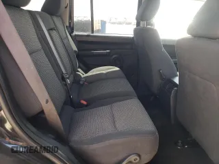 2008 Jeep Commander Sport z VIN 1J8HG48K38C180234, wystawiony jako Copart lot #55959325 z przebiegiem 198 459 mil mil oraz Szkoda całkowita • Salvage title. Historia ofert i sprzedaży dostępna na DreamBid. Obrazek 11.