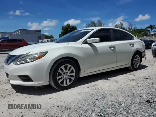 2017 Nissan Altima S with VIN 1N4AL3AP7HC171577, listed as a Copart auction lot 60812825 with 103,664 mi miles and Salvage title. Bid and sale history available at DreamBid. Image 1.