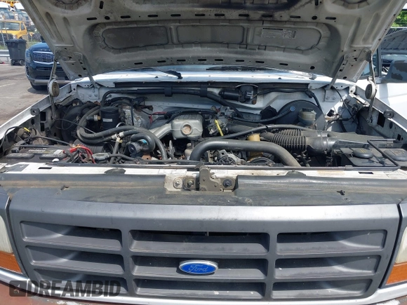 1995 Ford F-150 with VIN 1FTDF15Y3SNA03081, listed as a IAAI auction lot 42116290 with 202,907 mi miles. Bid and sale history available at carsss.com. Image 10.