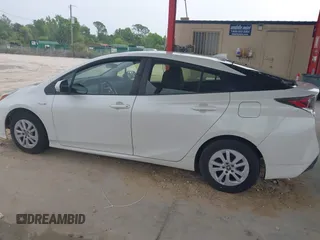 2017 Toyota Prius Two with VIN JTDKBRFU2H3035537, listed as a IAAI auction lot 42408704 with 179,112 mi miles and . Bid and sale history available at DreamBid. Image 14.