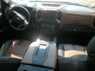 2022 Chevrolet Silverado 3500HD High Country with VIN 2GC4YVEYXN1211255, listed as a Copart auction lot 66614304 with 64,179 mi miles and Salvage Title. Bid and sale history available at carsss.com. Image 8.