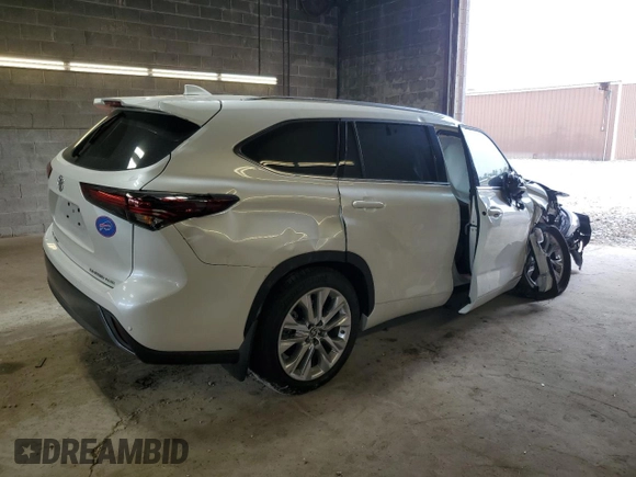 2024 Toyota Highlander LE with VIN 5TDKDRBH7RS547006, listed as a Copart auction lot 59846345 with Not provided miles and Salvage title. Bid and sale history available at DreamBid. Image 3.