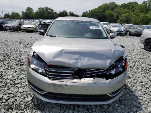 2012 Volkswagen Passat SE с VIN 1VWBP7A30CC025860, выставлен на аукционе Copart как лот 56124875 с пробегом 146 207 миль миль и Списание • Salvage title. История ставок и продаж доступна на DreamBid. Изображение 5.