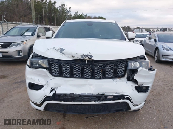 2018 Jeep Grand Cherokee Laredo E with VIN 1C4RJEAG6JC339813, listed as a IAAI auction lot 41239612 with 109,443 mi miles. Bid and sale history available at carsss.com. Image 6.