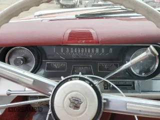 1966 Cadillac DeVille z VIN F6287812, wystawiony jako Copart lot #76001014 z przebiegiem 83 176 mil mil oraz Czysty tytuł • Clean title. Historia ofert i sprzedaży dostępna na DreamBid. Obrazek 9.