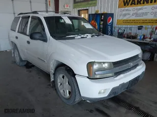 2003 Chevrolet TrailBlazer LS with VIN 1GNDT13S132410740, listed as a IAAI auction lot 41628434 with 255,770 mi miles. Bid and sale history available at carsss.com. Image 1.