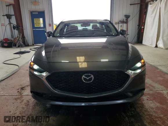 2019 Mazda 3 Select z VIN JM1BPACL2K1106950, wystawiony jako Copart lot #59481345 z przebiegiem 56 582 mil mil oraz Szkoda całkowita • Salvage title. Historia ofert i sprzedaży dostępna na DreamBid. Obrazek 5.