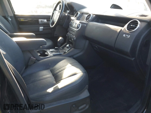 2010 Land Rover LR4 HSE with VIN SALAM2D44AA513547, listed as a IAAI auction lot 42000651 with 175,296 mi miles and . Bid and sale history available at DreamBid. Image 5.