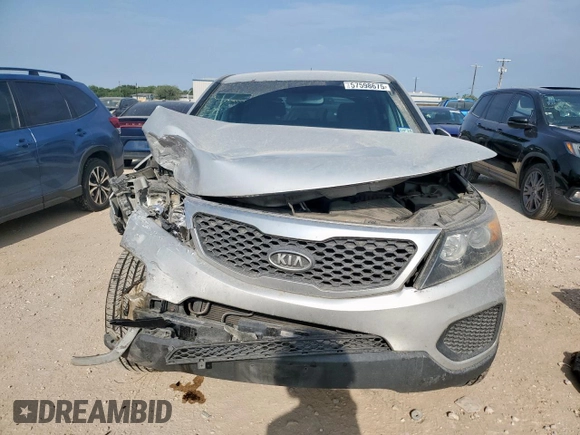 2013 Kia Sorento LX with VIN 5XYKT3A12DG370116, listed as a Copart auction lot 57598675 with 203,902 mi miles and Salvage title. Bid and sale history available at DreamBid. Image 5.