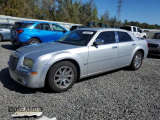 2005 Chrysler 300 with VIN 2C3AA63H95H657666, listed as a Copart auction lot 47989065 with 195,184 mi miles and Salvage Title. Bid and sale history available at carsss.com. Image 1.