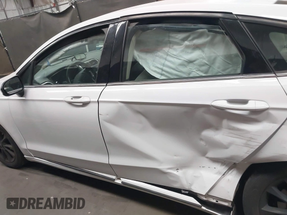 2017 Ford Fusion S with VIN 3FA6P0G72HR222095, listed as a IAAI auction lot 42151178 with 108,001 mi miles and . Bid and sale history available at DreamBid. Image 13.