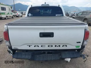 2022 Toyota Tacoma SR with VIN 3TMCZ5AN1NM478457, listed as a IAAI auction lot 42479107 with 59,547 mi miles and . Bid and sale history available at DreamBid. Image 17.