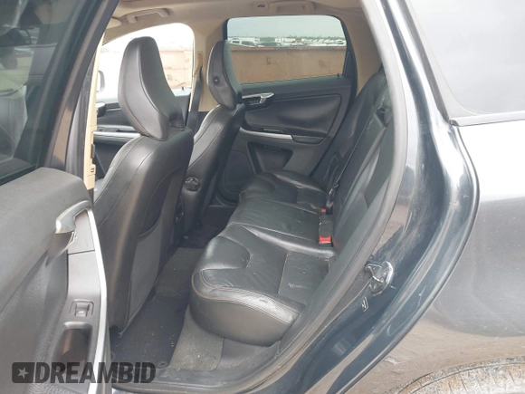 2010 Volvo XC60 3.2L with VIN YV4982DL4A2124209, listed as a IAAI auction lot 42644029 with 229,631 mi miles and . Bid and sale history available at DreamBid. Image 8.