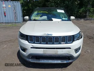 2018 Jeep Compass Limited z VIN 3C4NJDCB0JT329700, wystawiony jako IAAI lot #42728056 z przebiegiem 63 214 mil mil oraz . Historia ofert i sprzedaży dostępna na DreamBid. Obrazek 12.
