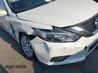 2016 Nissan Altima S z VIN 1N4AL3APXGC236145, wystawiony jako IAAI lot #41883454 z przebiegiem 47 167 mil mil oraz . Historia ofert i sprzedaży dostępna na DreamBid. Obrazek 6.