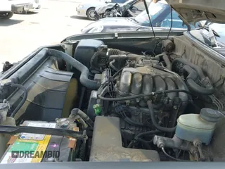 2004 Toyota Tundra SR5 с VIN 5TBRN34114S446506, выставлен на аукционе IAAI как лот 42386633 с пробегом 189 982 миль миль и . История ставок и продаж доступна на DreamBid. Изображение 19.